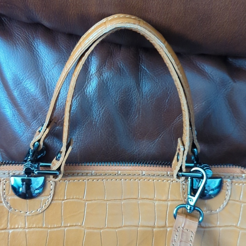 HP. Made in Italy Divina Firenze Embossed Alligator Leather 2-Way Bag - Picture 14 of 14